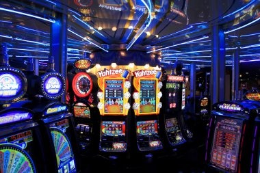 lunatogel slot featured game showcase